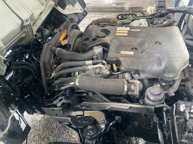 いすゞエルフ冷凍車（冷蔵車）小型（2t・3t）[写真19]