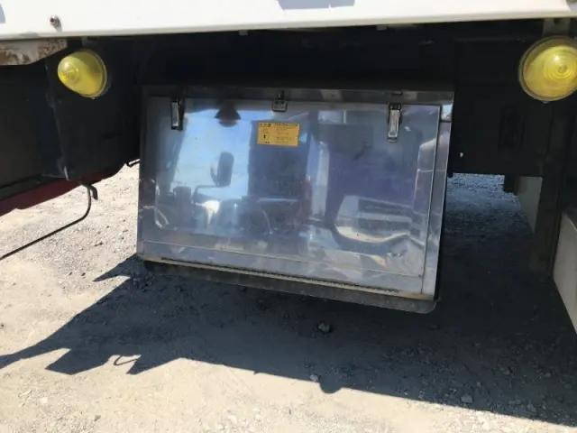 日野プロフィアアルミウイング大型（10t）[写真28]