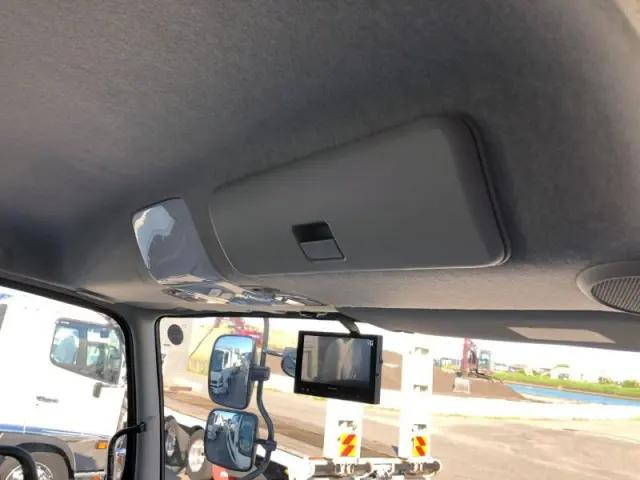 三菱ふそうファイターミキサー車（コンクリートミキサー）中型（4t）[写真15]