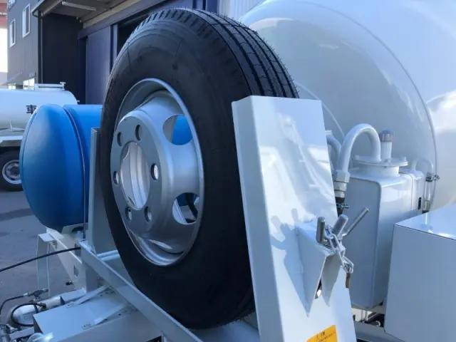 三菱ふそうファイターミキサー車（コンクリートミキサー）中型（4t）[写真25]