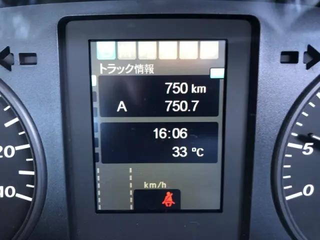 三菱ふそうファイターミキサー車（コンクリートミキサー）中型（4t）[写真09]