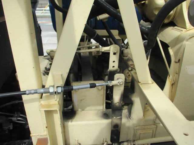 日野レンジャーミキサー車（コンクリートミキサー）増トン（6t・8t）[写真10]