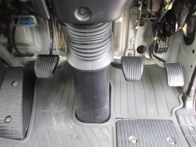 日野レンジャーミキサー車（コンクリートミキサー）増トン（6t・8t）[写真25]