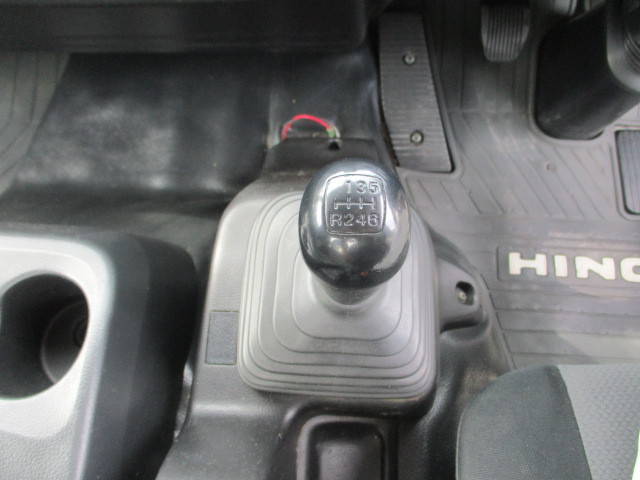 日野レンジャーミキサー車（コンクリートミキサー）増トン（6t・8t）[写真32]