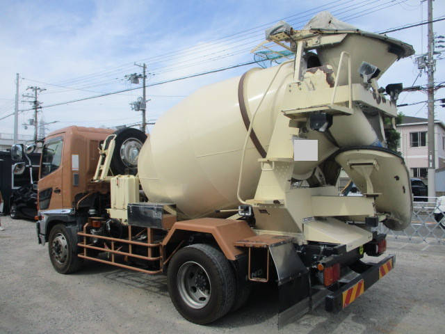 日野レンジャーミキサー車（コンクリートミキサー）増トン（6t・8t）[写真04]