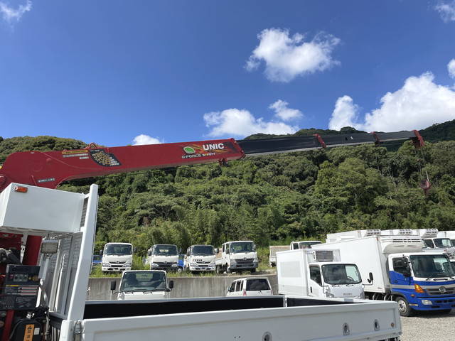 三菱ふそうキャンタークレーン4段小型（2t・3t）[写真13]