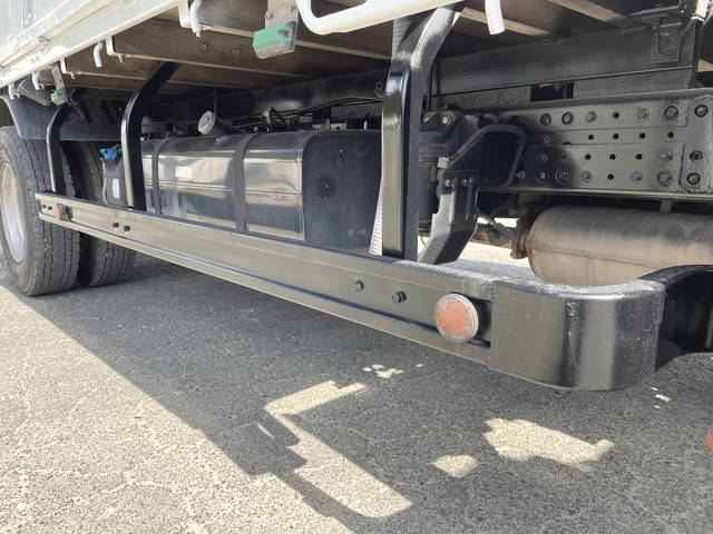 三菱ふそうキャンタークレーン4段小型（2t・3t）[写真20]