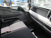 三菱ふそうキャンターアルミバン小型（2t・3t）[写真27]