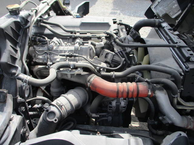 三菱ふそうキャンターアルミバン小型（2t・3t）[写真35]