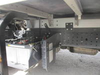 三菱ふそうキャンターアルミバン小型（2t・3t）[写真09]