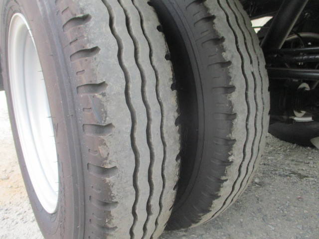 いすゞエルフ深ダンプ（土砂禁ダンプ）小型（2t・3t）[写真08]