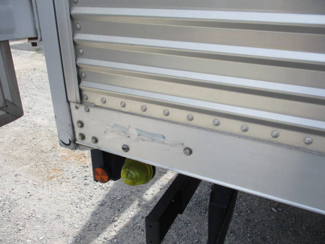 日野デュトロアルミバン小型（2t・3t）[写真24]