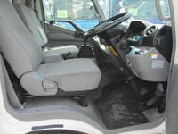 日野デュトロアルミバン小型（2t・3t）[写真26]