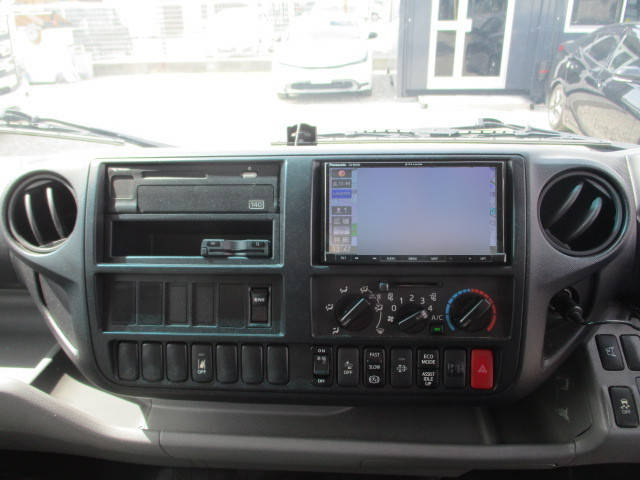 日野デュトロアルミバン小型（2t・3t）[写真30]