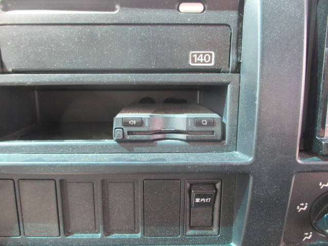 日野デュトロアルミバン小型（2t・3t）[写真31]