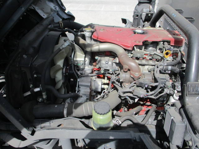 日野デュトロアルミバン小型（2t・3t）[写真35]