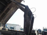 いすゞギガダンプ大型（10t）[写真15]