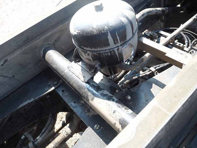 いすゞギガダンプ大型（10t）[写真17]