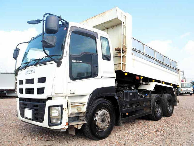 いすゞギガダンプ大型（10t）[写真03]