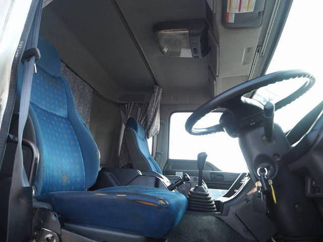 いすゞギガダンプ大型（10t）[写真33]