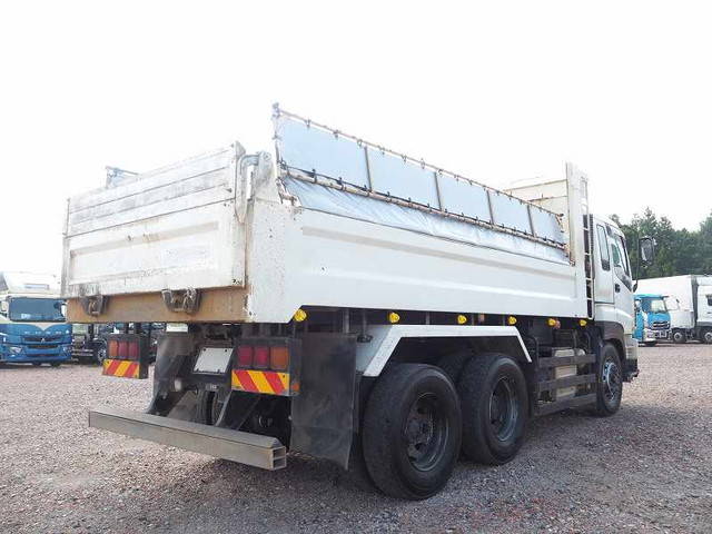 いすゞギガダンプ大型（10t）[写真04]