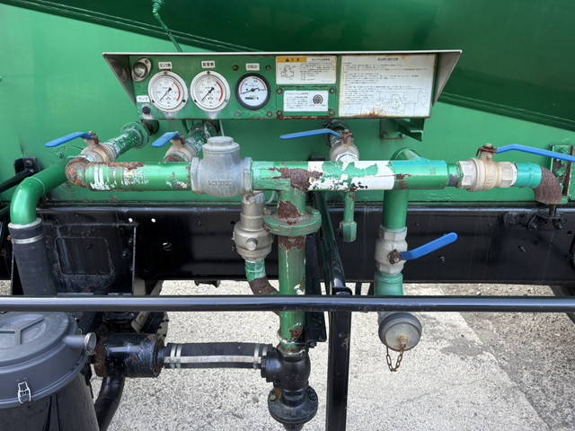 日野プロフィアバルク車（粉粒体運搬車）大型（10t）[写真16]