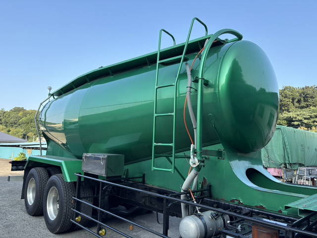 日野プロフィアバルク車（粉粒体運搬車）大型（10t）[写真08]