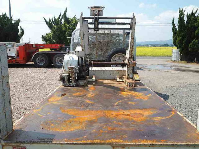 いすゞエルフ平ボディ小型（2t・3t）[写真16]