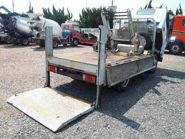 いすゞエルフ平ボディ小型（2t・3t）[写真04]