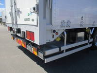 三菱ふそうファイターアルミウイング中型（4t）[写真14]