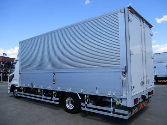 三菱ふそうファイターアルミウイング中型（4t）[写真02]