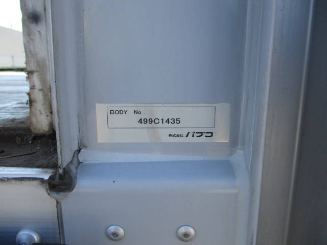 三菱ふそうファイターアルミウイング中型（4t）[写真23]