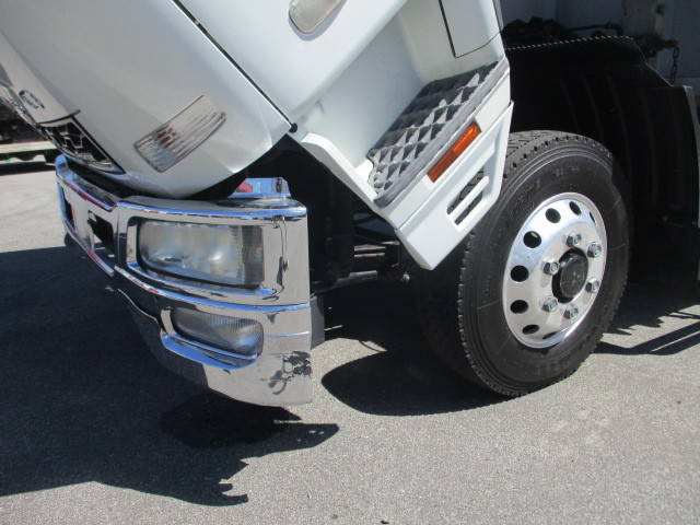 三菱ふそうファイターアルミウイング中型（4t）[写真37]