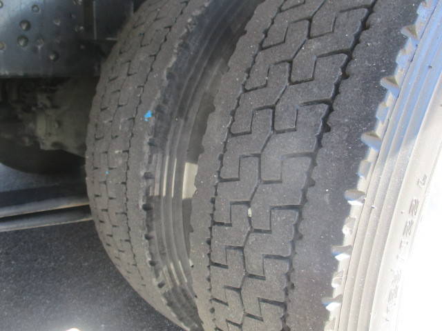 三菱ふそうファイターアルミウイング中型（4t）[写真08]