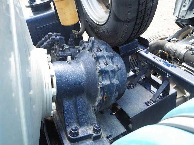 いすゞエルフミキサー車（コンクリートミキサー）小型（2t・3t）[写真13]