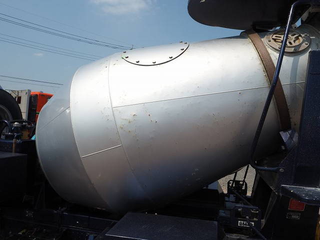 いすゞエルフミキサー車（コンクリートミキサー）小型（2t・3t）[写真23]