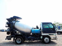 いすゞエルフミキサー車（コンクリートミキサー）小型（2t・3t）[写真08]