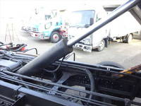 三菱ふそうファイターパッカー車（塵芥車）中型（4t）[写真12]