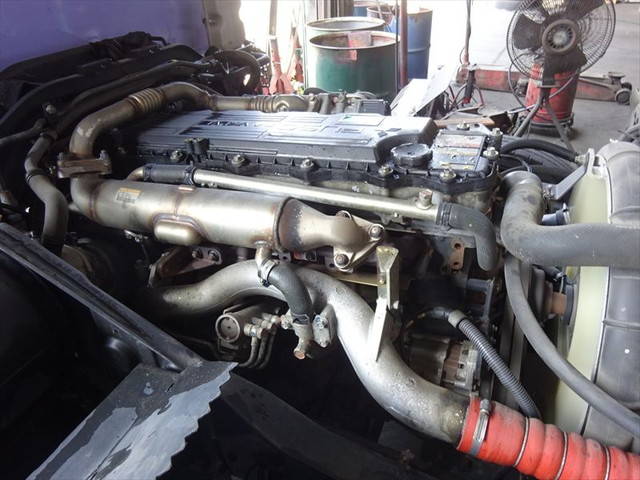 三菱ふそうファイターパッカー車（塵芥車）中型（4t）[写真29]