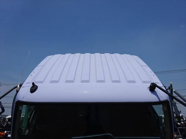 三菱ふそうファイターパッカー車（塵芥車）中型（4t）[写真30]