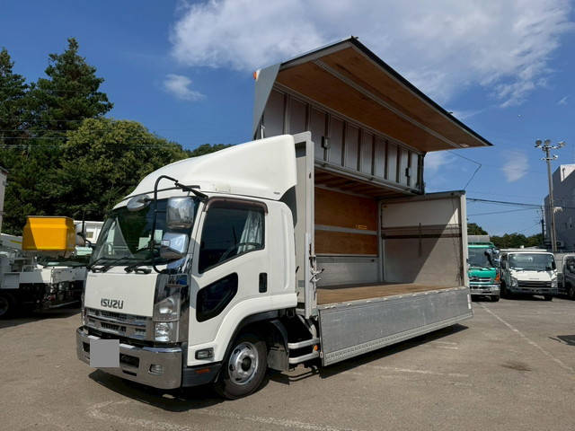 いすゞフォワードアルミウイング中型（4t）TKG-FRR90S2 [写真01]