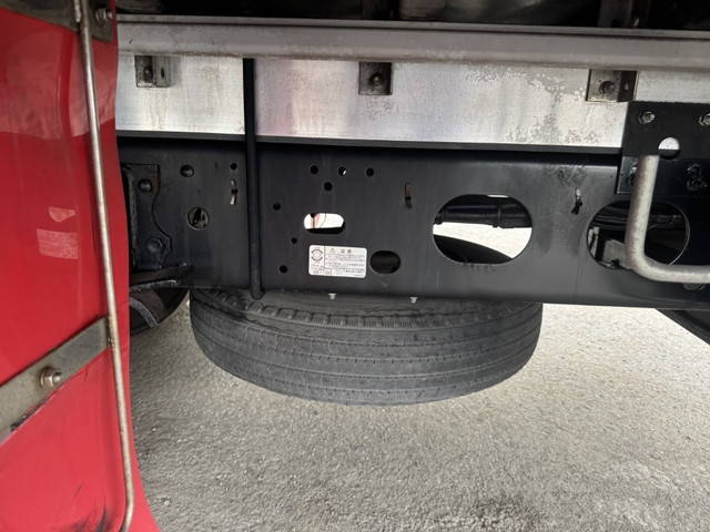 いすゞフォワードアルミウイング中型（4t）[写真19]