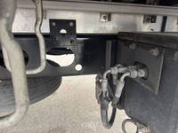 いすゞフォワードアルミウイング中型（4t）[写真20]