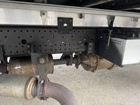 いすゞフォワードアルミウイング中型（4t）[写真22]