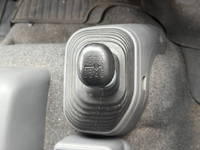 いすゞフォワードアルミウイング中型（4t）[写真35]