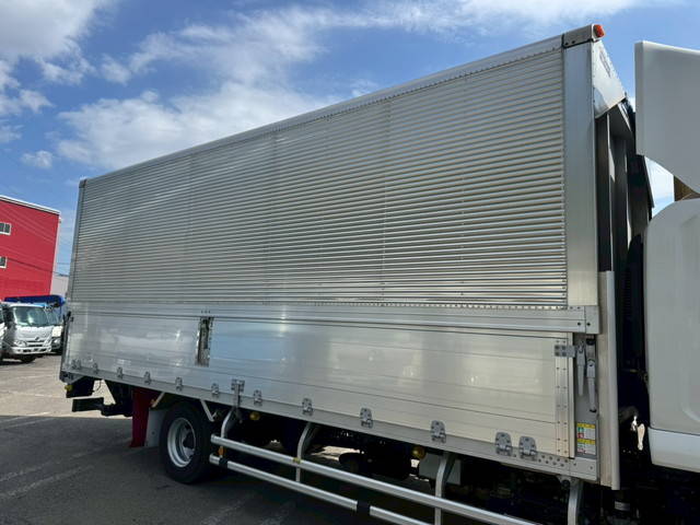 いすゞフォワードアルミウイング中型（4t）[写真05]