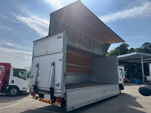 いすゞフォワードアルミウイング中型（4t）[写真09]