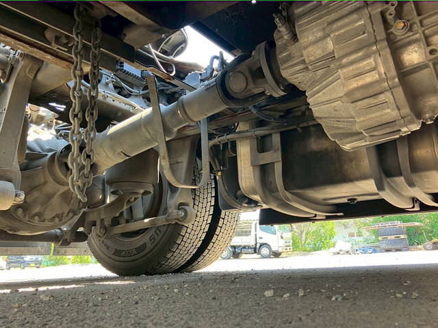 三菱ふそうスーパーグレートトレーラーヘッド（トラクターヘッド）大型（10t）[写真17]