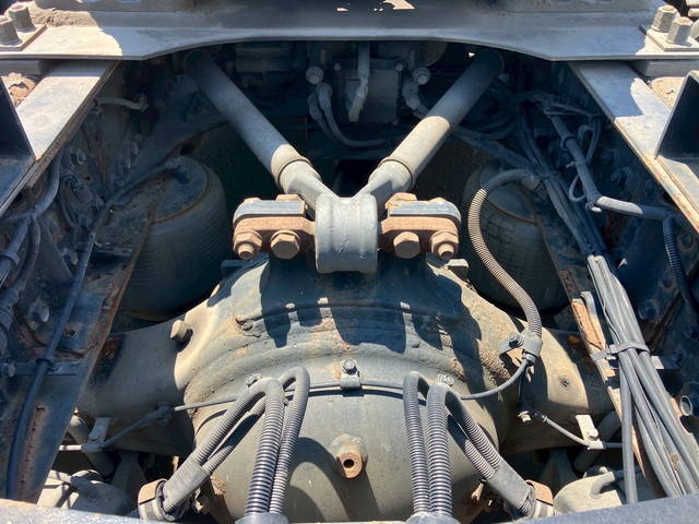 三菱ふそうスーパーグレートトレーラーヘッド（トラクターヘッド）大型（10t）[写真19]