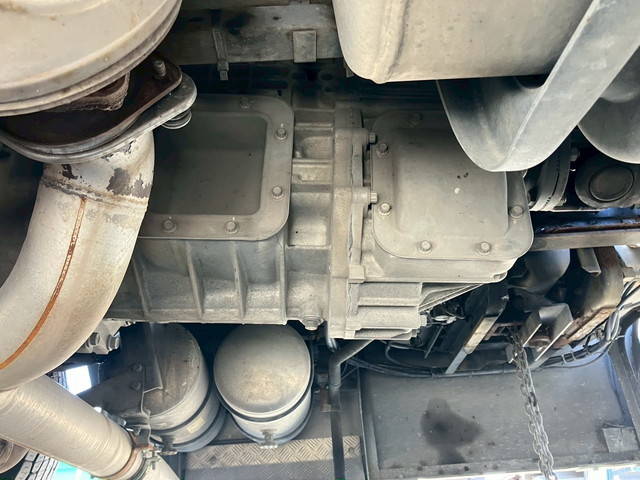 三菱ふそうスーパーグレートトレーラーヘッド（トラクターヘッド）大型（10t）[写真21]